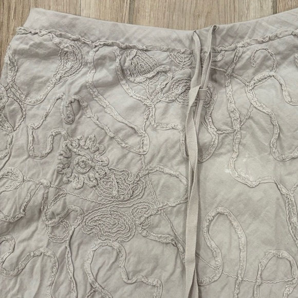 floral appliqué skirt - Picture 2 of 6